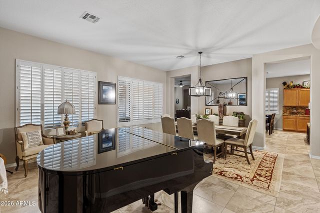 2205 W CLEARVIEW Trail, Phoenix, AZ 85086