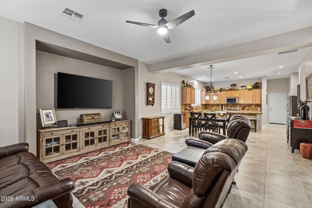 2205 W CLEARVIEW Trail, Phoenix, AZ 85086