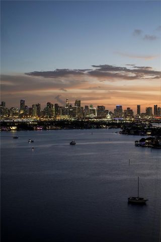 11 Island Ave PH5, Miami Beach, FL 33139