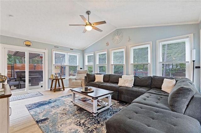 3915 Ivy Run Circle, Duluth, GA 30096