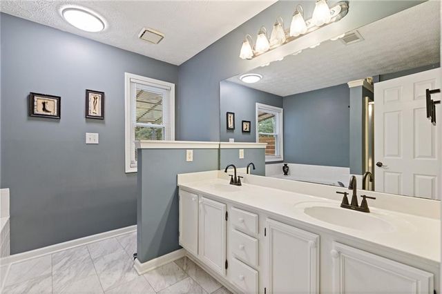 3915 Ivy Run Circle, Duluth, GA 30096