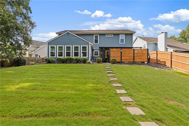 3915 Ivy Run Circle, Duluth, GA 30096