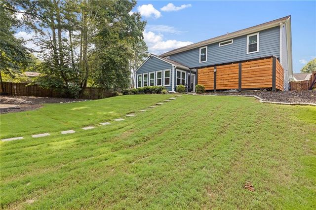 3915 Ivy Run Circle, Duluth, GA 30096