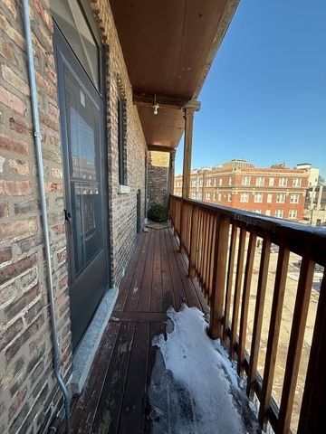 627 W ROSCOE Street B3, Chicago, IL 60657