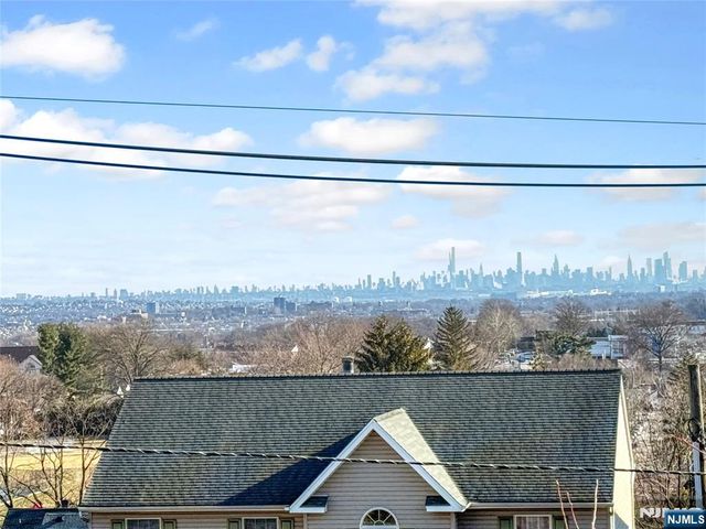 83 Brownstone Road, Clifton, NJ 07013