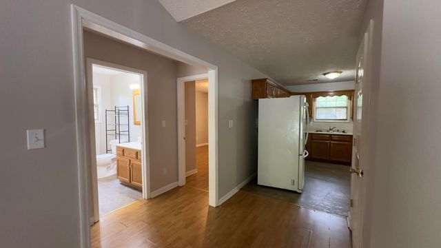 655-659 Scaffold Cane Road, Berea, KY 40403