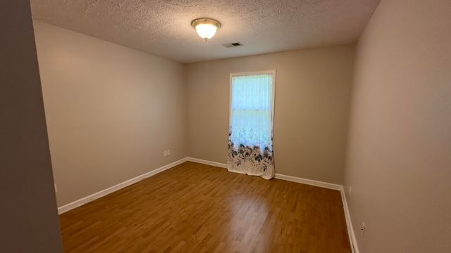 655-659 Scaffold Cane Road, Berea, KY 40403