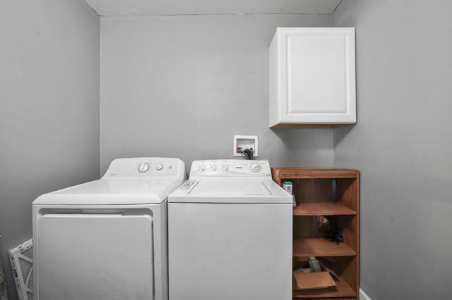 1518 Stony Point Rd, Knoxville, TN 37914