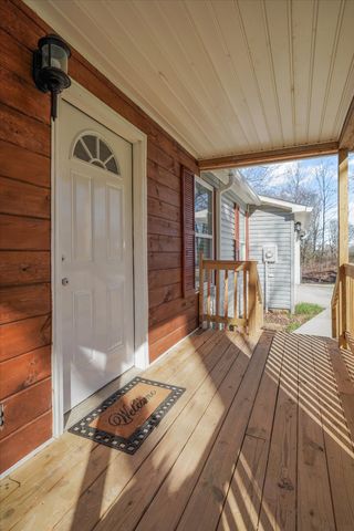 1518 Stony Point Rd, Knoxville, TN 37914