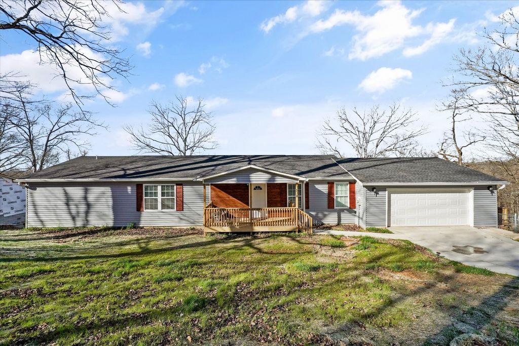 1518 Stony Point Rd, Knoxville, TN 37914