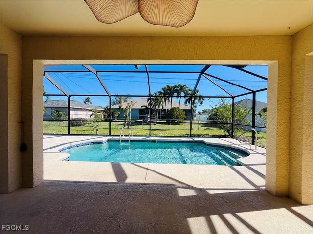 3325 SW 15th AVE, Cape Coral, FL 33914