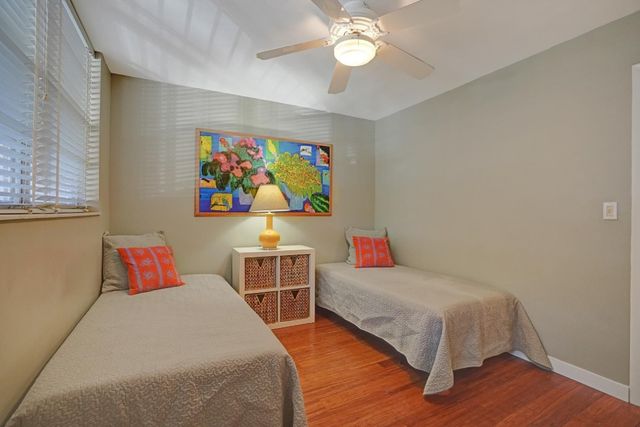 1831 Sabal Palm Drive 202, Davie, FL 33324