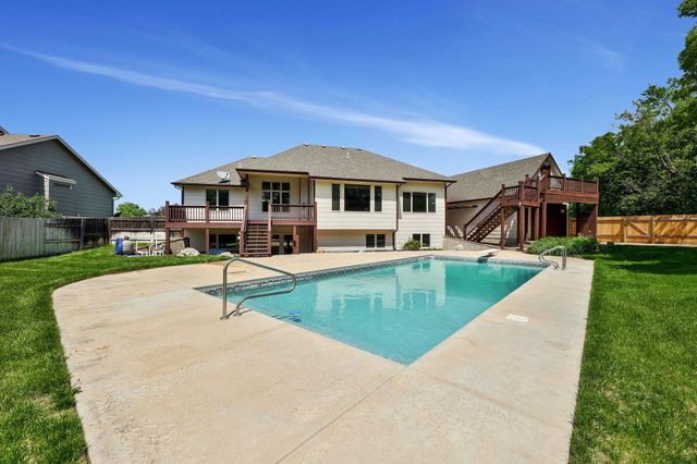 15811 W McCormick, Goddard, KS 67052