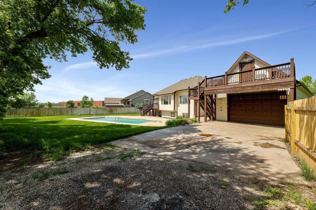 15811 W McCormick, Goddard, KS 67052