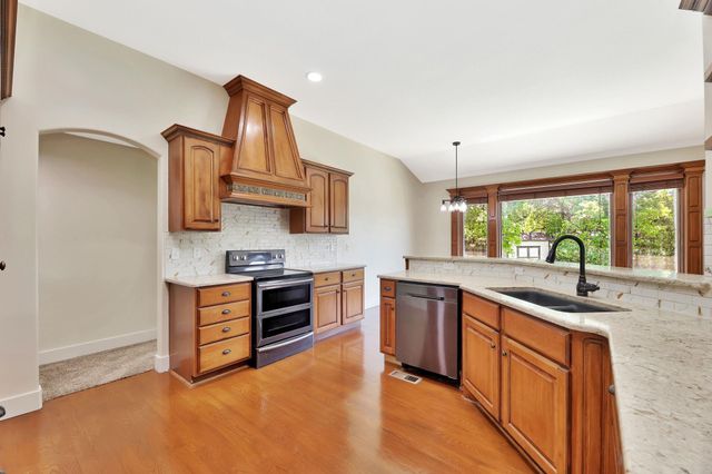 15811 W McCormick, Goddard, KS 67052