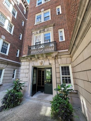 3 Arlington Street 44, Cambridge, MA 02140