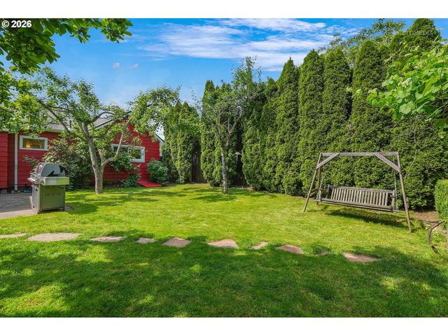 1411 Ne HIGHLAND St, Portland, OR 97211