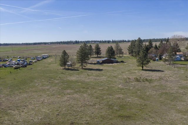 12812 N Dover Rd, Nine Mile Falls, WA 99026