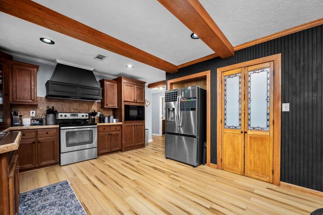 4303 Moore Ln, Culleoka, TN 38451