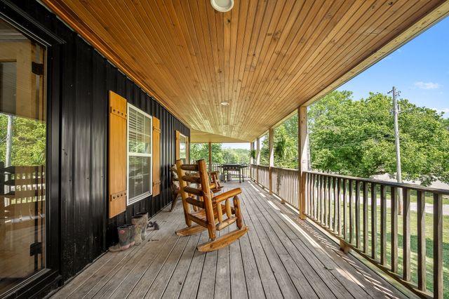 4303 Moore Ln, Culleoka, TN 38451