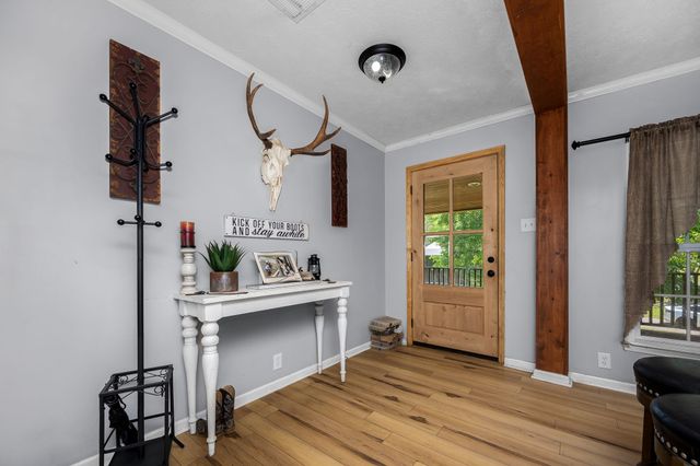 4303 Moore Ln, Culleoka, TN 38451