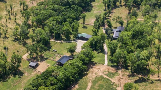 4303 Moore Ln, Culleoka, TN 38451