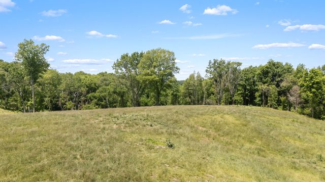 4303 Moore Ln, Culleoka, TN 38451