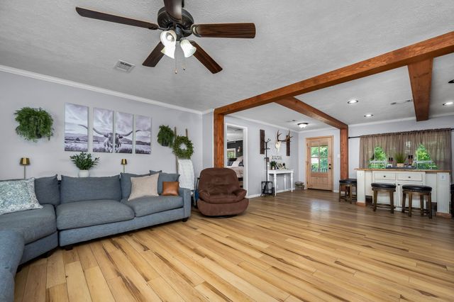 4303 Moore Ln, Culleoka, TN 38451