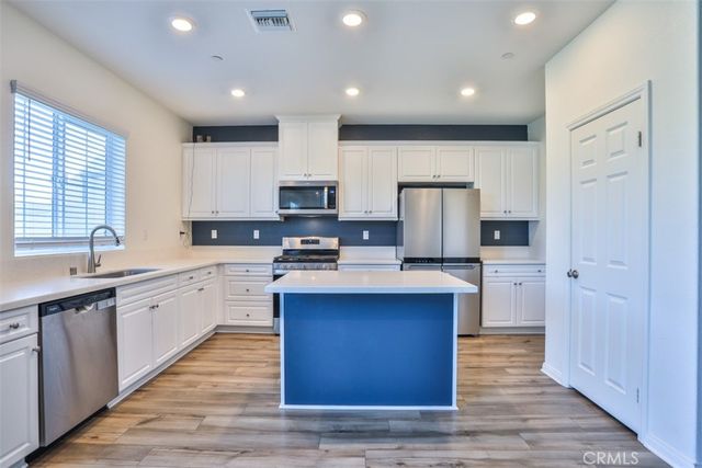 41037 Chambord Drive, Lake Elsinore, CA 92532