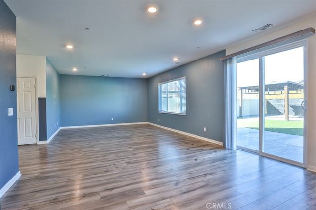 41037 Chambord Drive, Lake Elsinore, CA 92532