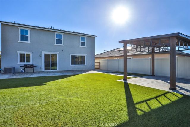 41037 Chambord Drive, Lake Elsinore, CA 92532