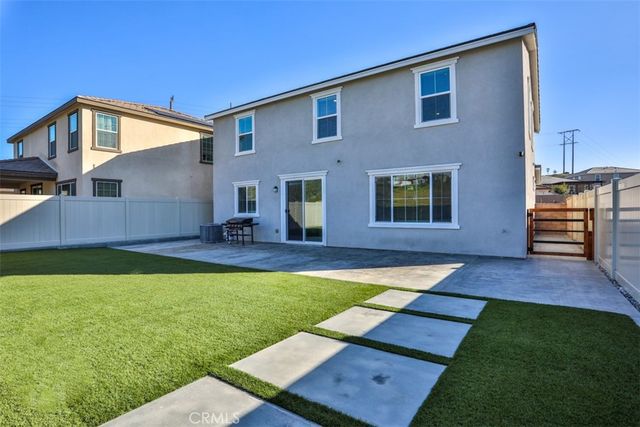 41037 Chambord Drive, Lake Elsinore, CA 92532