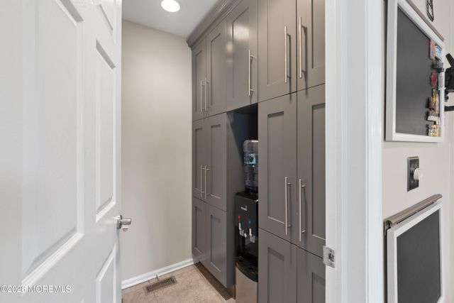 1076 White Oak Court, Toms River, NJ 08753