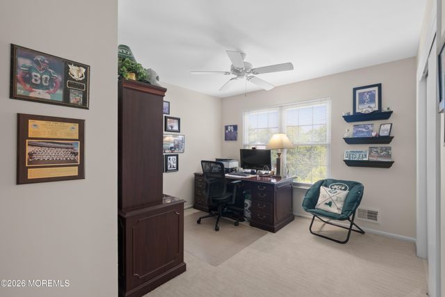 1076 White Oak Court, Toms River, NJ 08753
