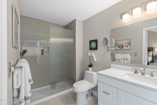 1076 White Oak Court, Toms River, NJ 08753