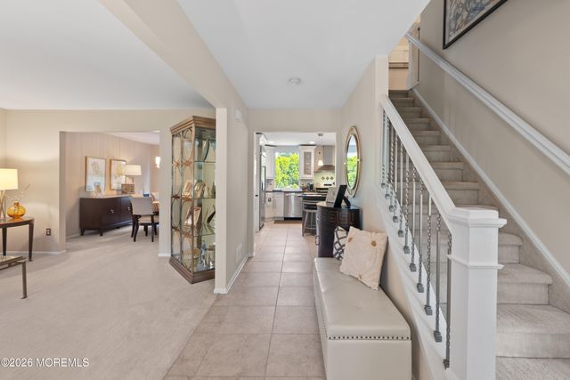 1076 White Oak Court, Toms River, NJ 08753