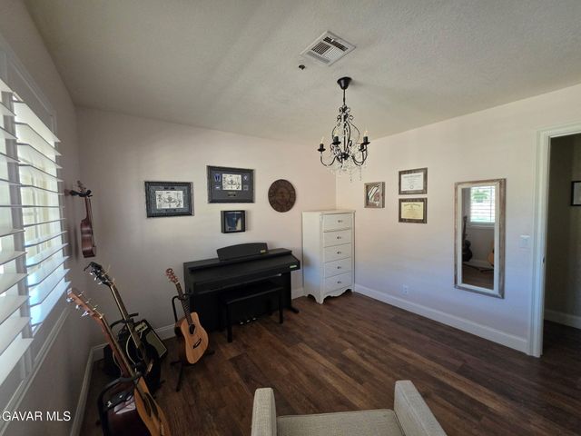 39030 Bouquet Canyon Road, Leona Valley, CA 93551