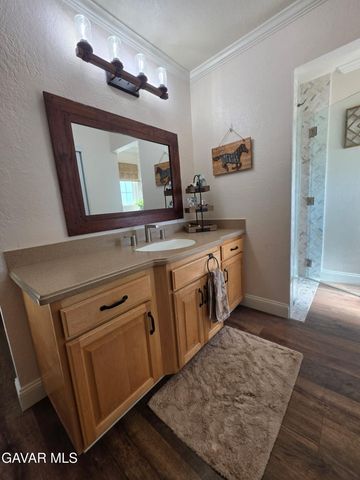 39030 Bouquet Canyon Road, Leona Valley, CA 93551