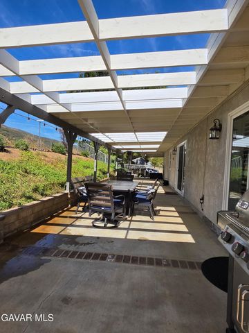 39030 Bouquet Canyon Road, Leona Valley, CA 93551