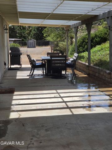 39030 Bouquet Canyon Road, Leona Valley, CA 93551