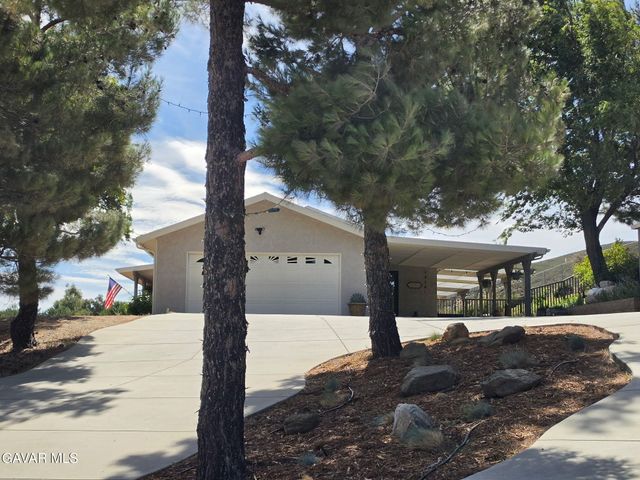 39030 Bouquet Canyon Road, Leona Valley, CA 93551