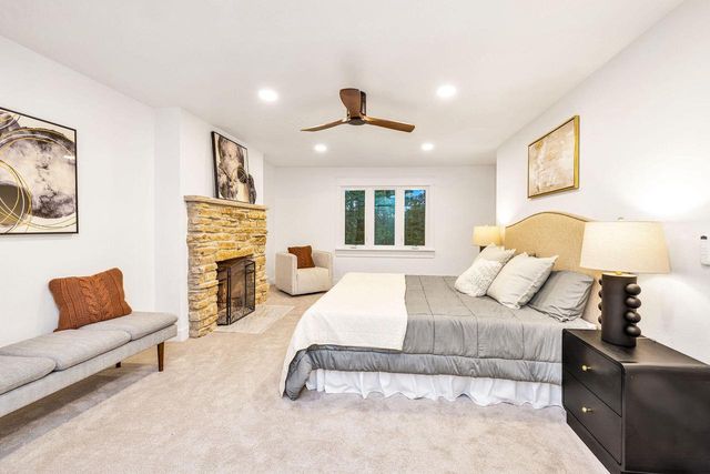 S26W26876 Mac Arthur ROAD, Waukesha, WI 53188