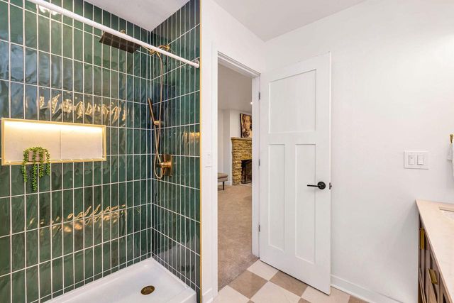 S26W26876 Mac Arthur ROAD, Waukesha, WI 53188