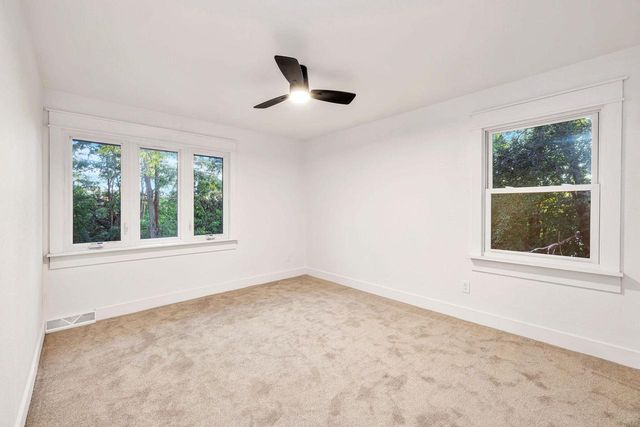 S26W26876 Mac Arthur ROAD, Waukesha, WI 53188