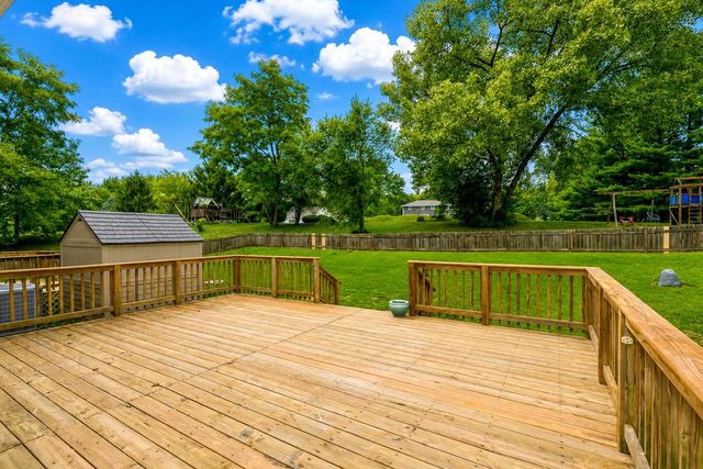 S26W26876 Mac Arthur ROAD, Waukesha, WI 53188