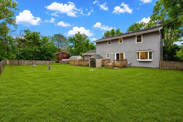 S26W26876 Mac Arthur ROAD, Waukesha, WI 53188
