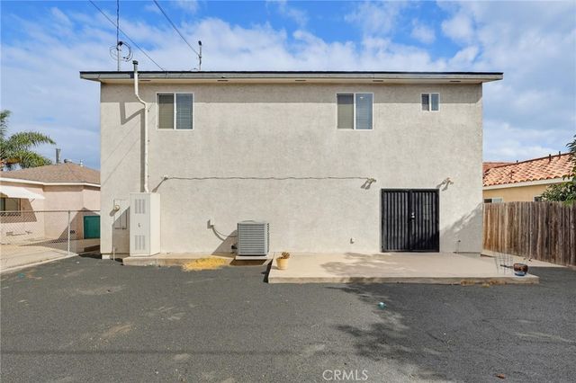 2542 E Madison Street, Carson, CA 90810
