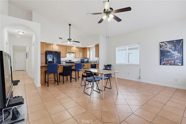 2542 E Madison Street, Carson, CA 90810