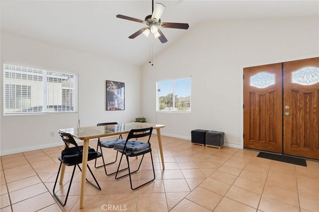 2542 E Madison Street, Carson, CA 90810