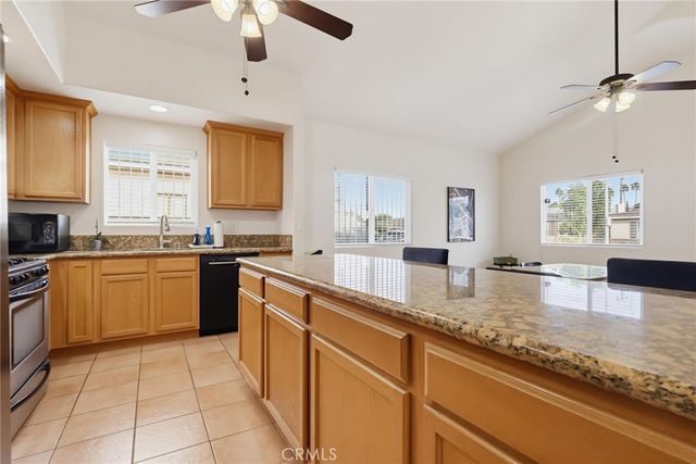 2542 E Madison Street, Carson, CA 90810